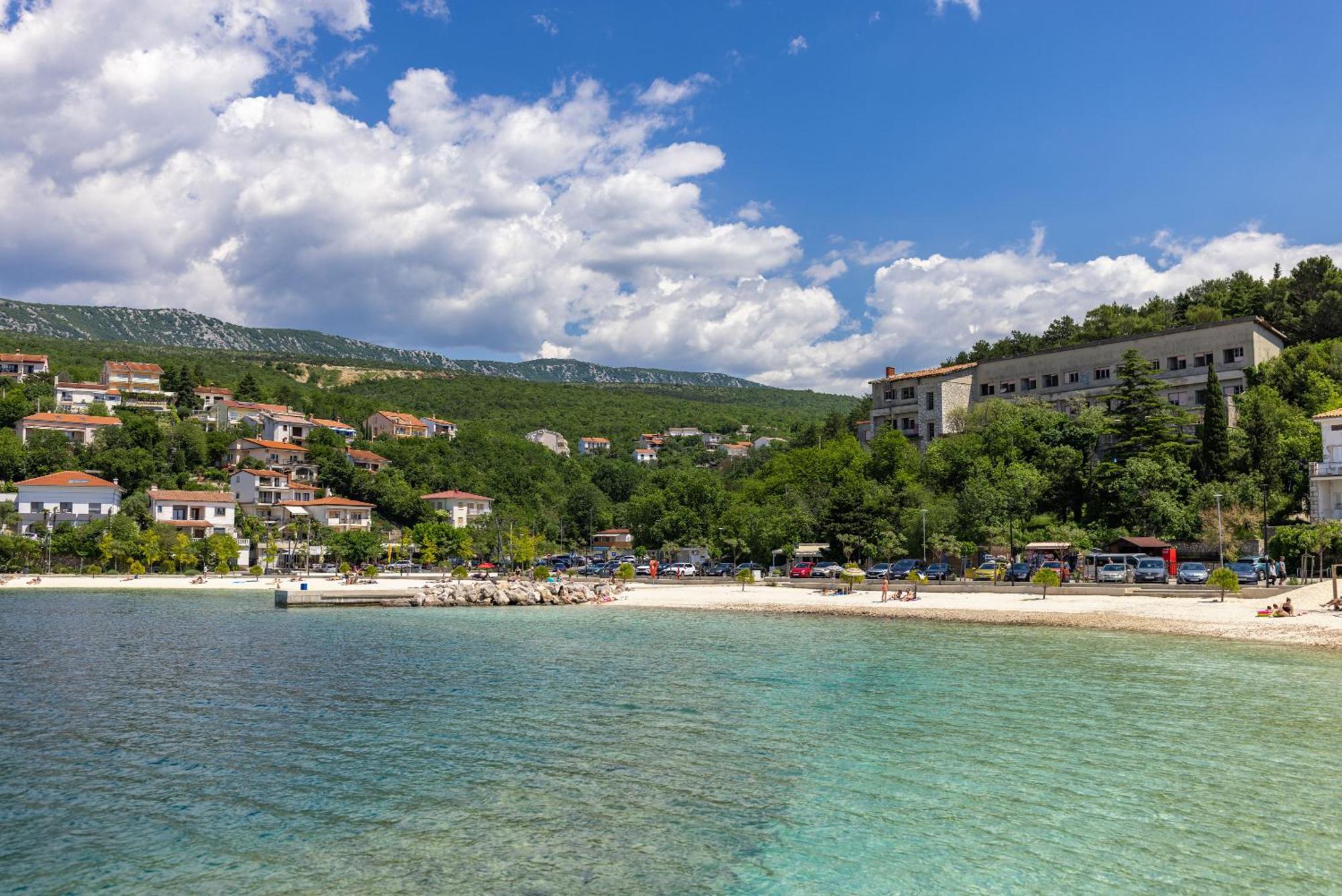Seaside Guesthouse By Jr City Apartments Jadranovo Exterior photo